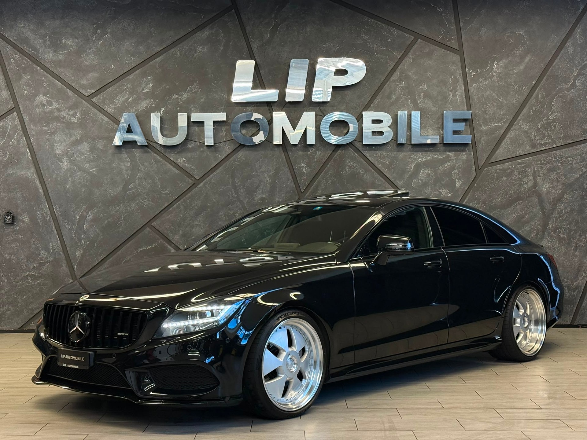 MERCEDES-BENZ CLS 350 BlueTEC 9G-Tronic Amg-Line