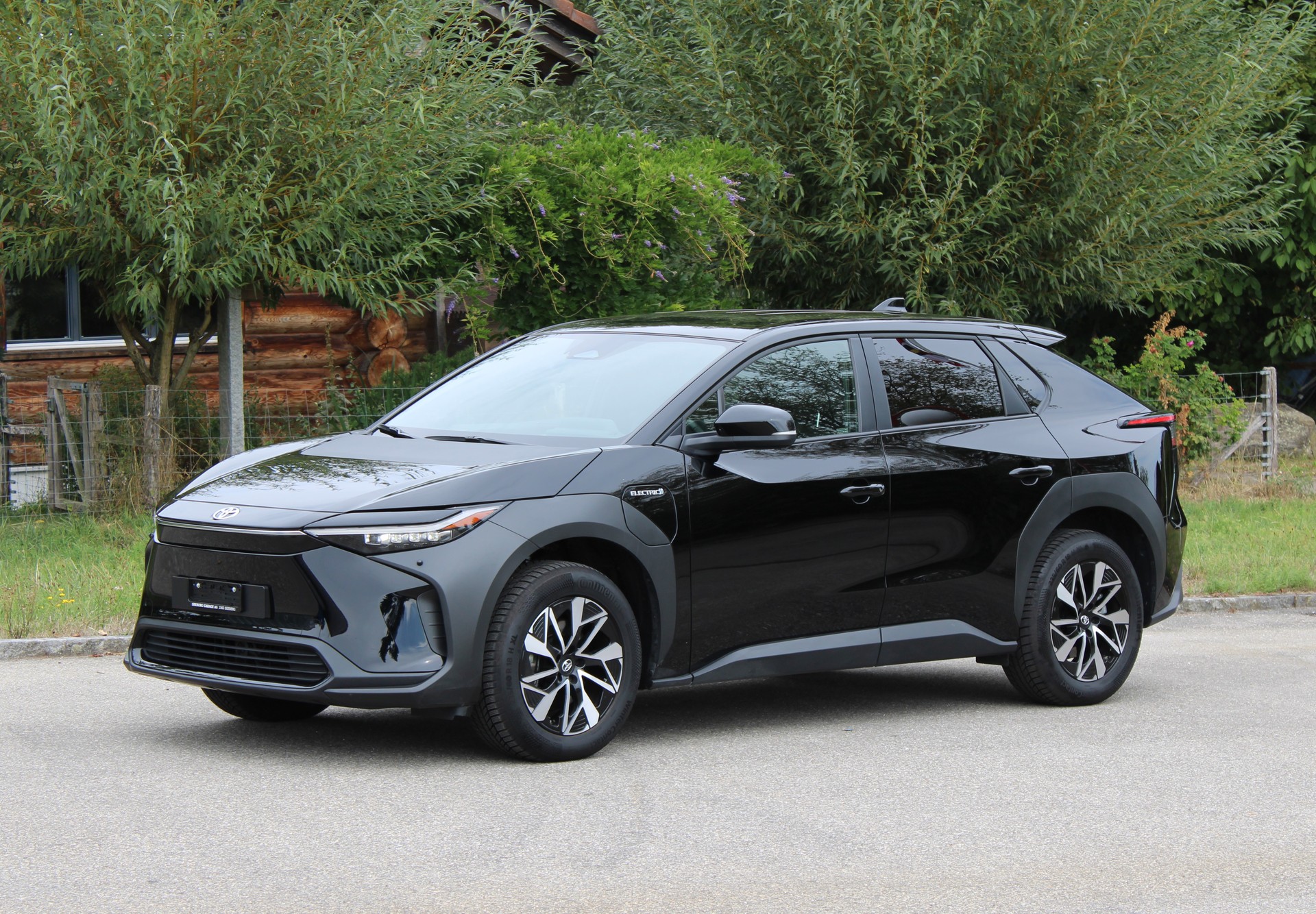 TOYOTA bZ4X Style 71,4 kWh 4WD-image-3