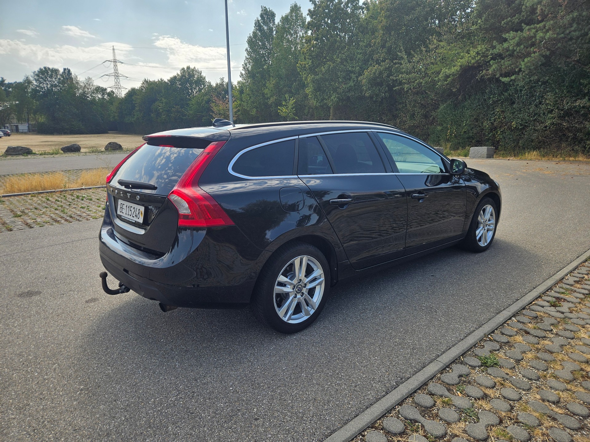 VOLVO 1.6 T4 Summum S/S-image-2