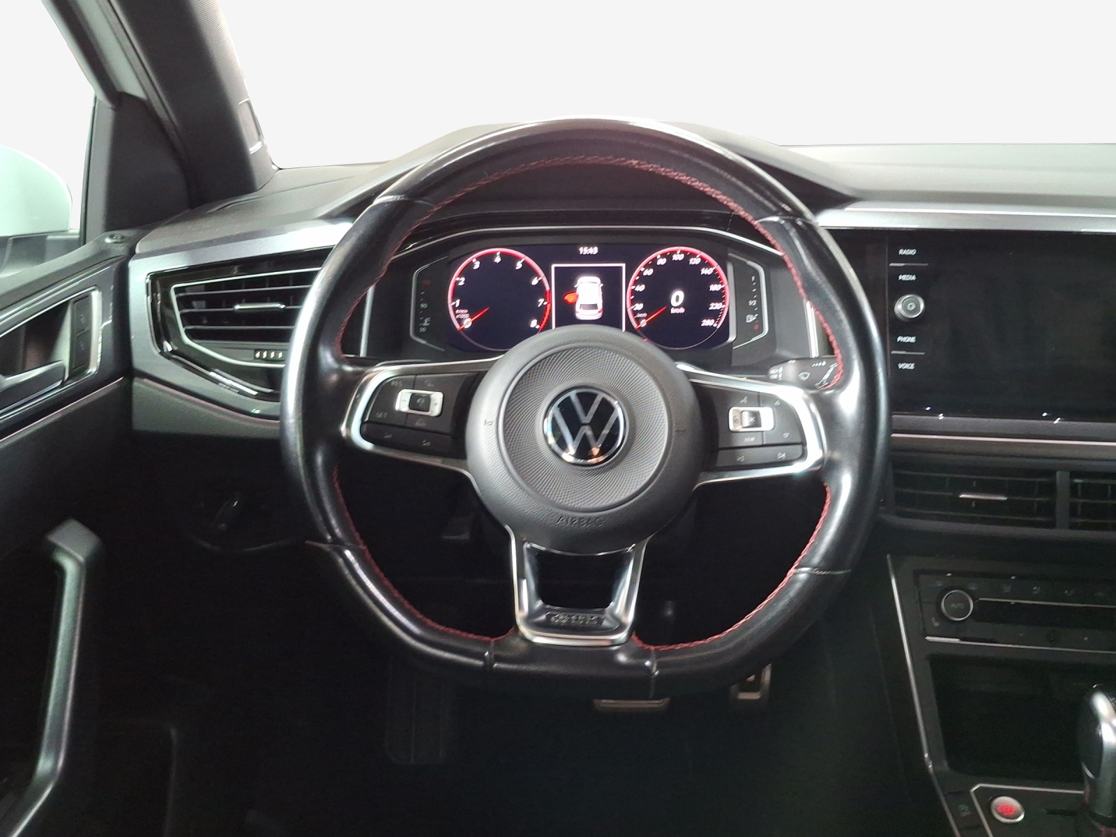 VW Polo 2.0 TSI GTI DSG-image-9