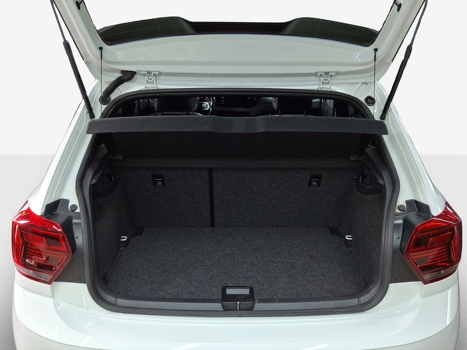 VW Polo 2.0 TSI GTI DSG-image-12