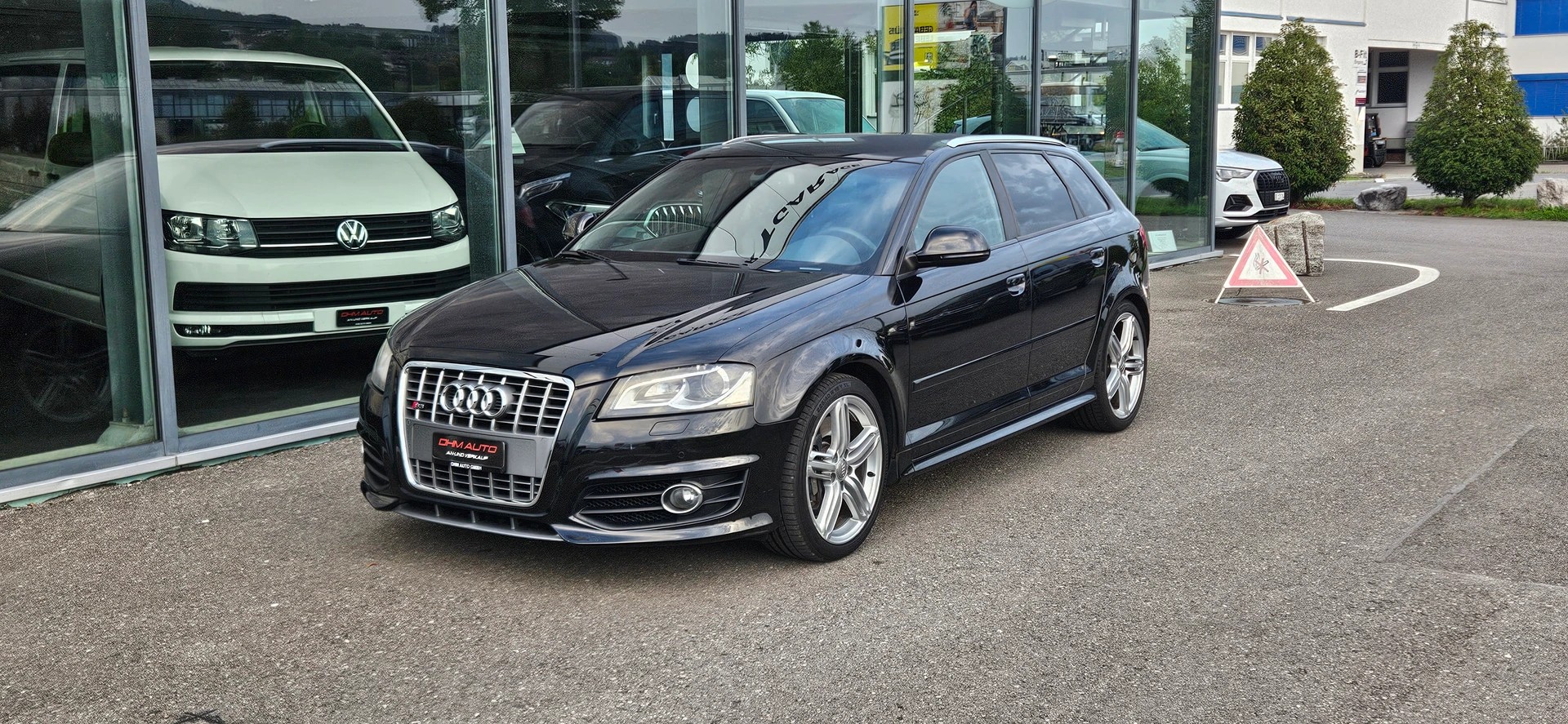 AUDI S3 Sportback 2.0 TFSI quattro S-tronic-image-1