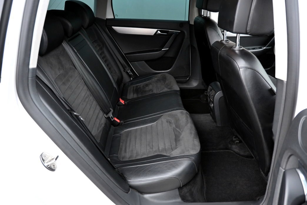 VW Passat Variant 2.0 TDI BMT Highline 4M-image-7