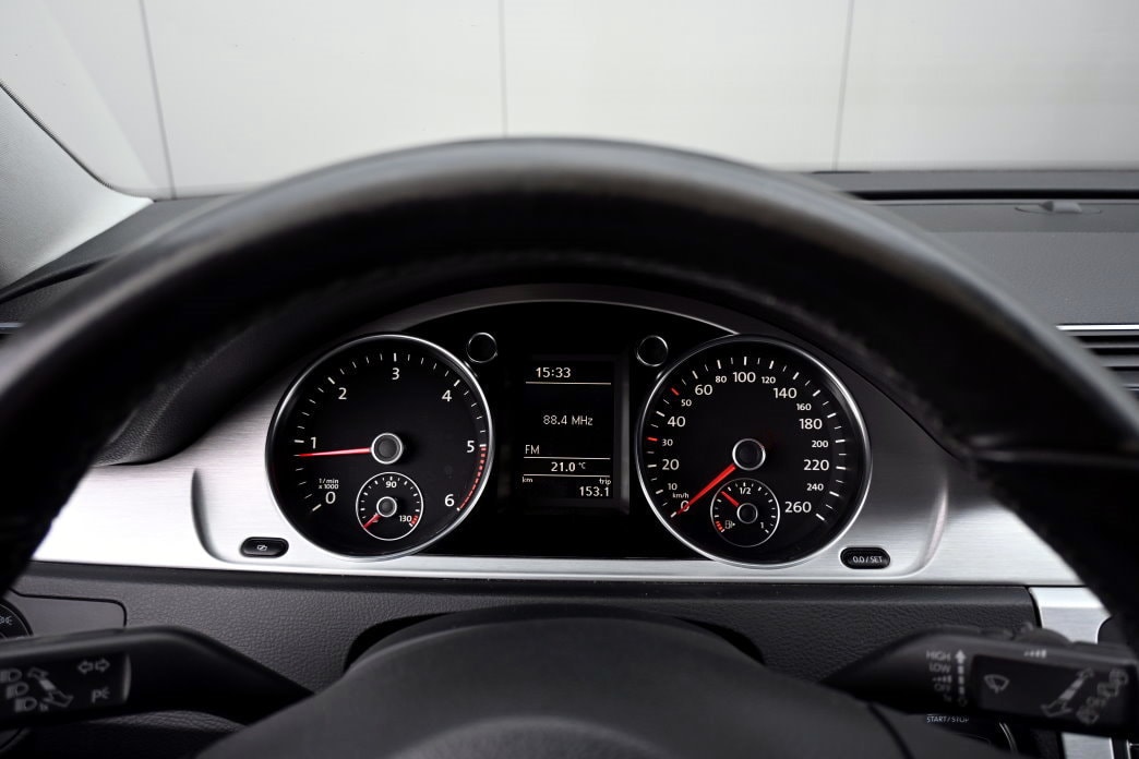 VW Passat Variant 2.0 TDI BMT Highline 4M-image-10