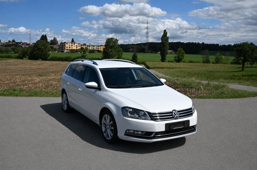 VW Passat Variant 2.0 TDI BMT Highline 4M-image-1