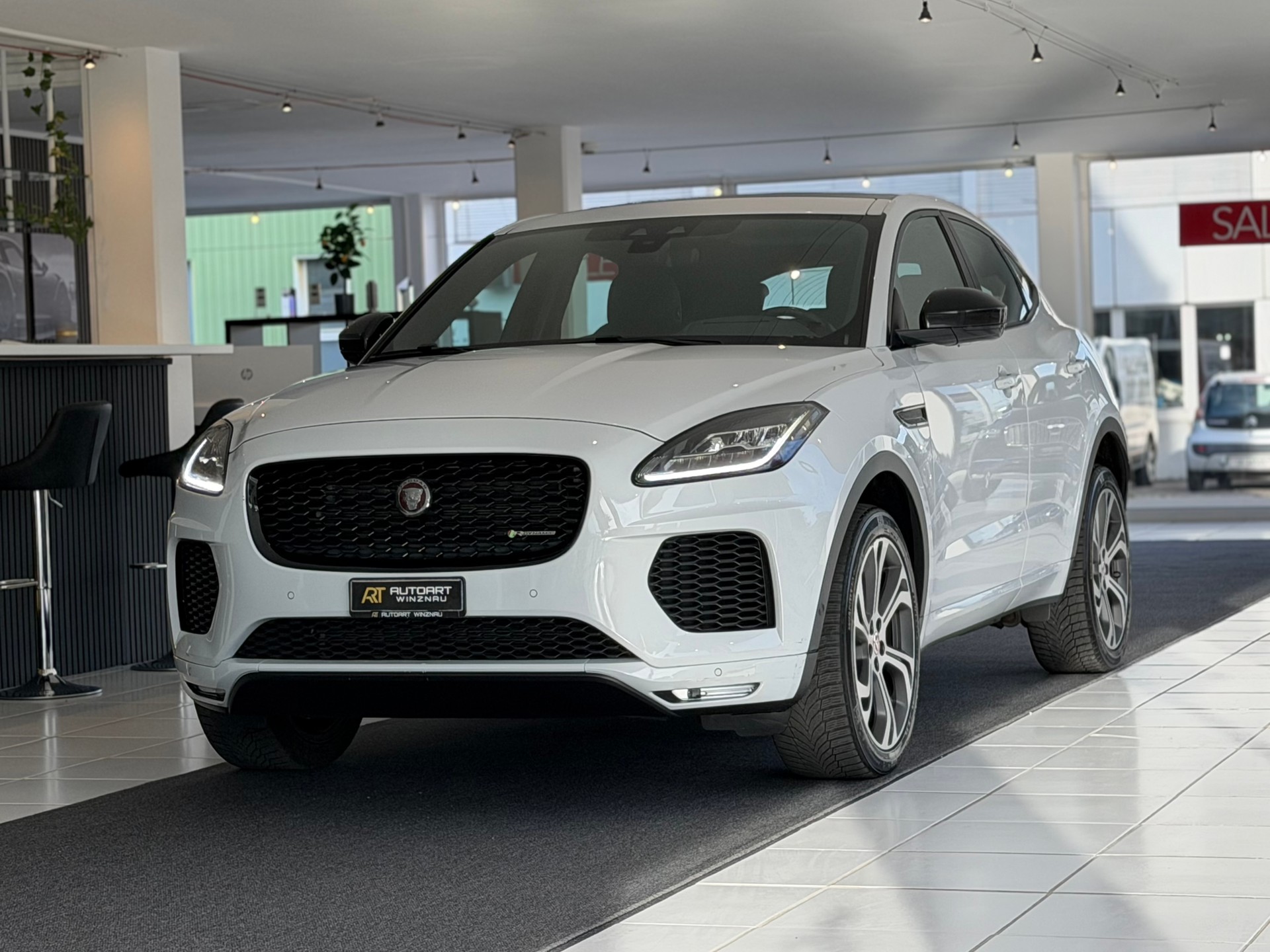 JAGUAR E-Pace 2.0 P250 First Edition R-Dynamic SE AWD Automatik