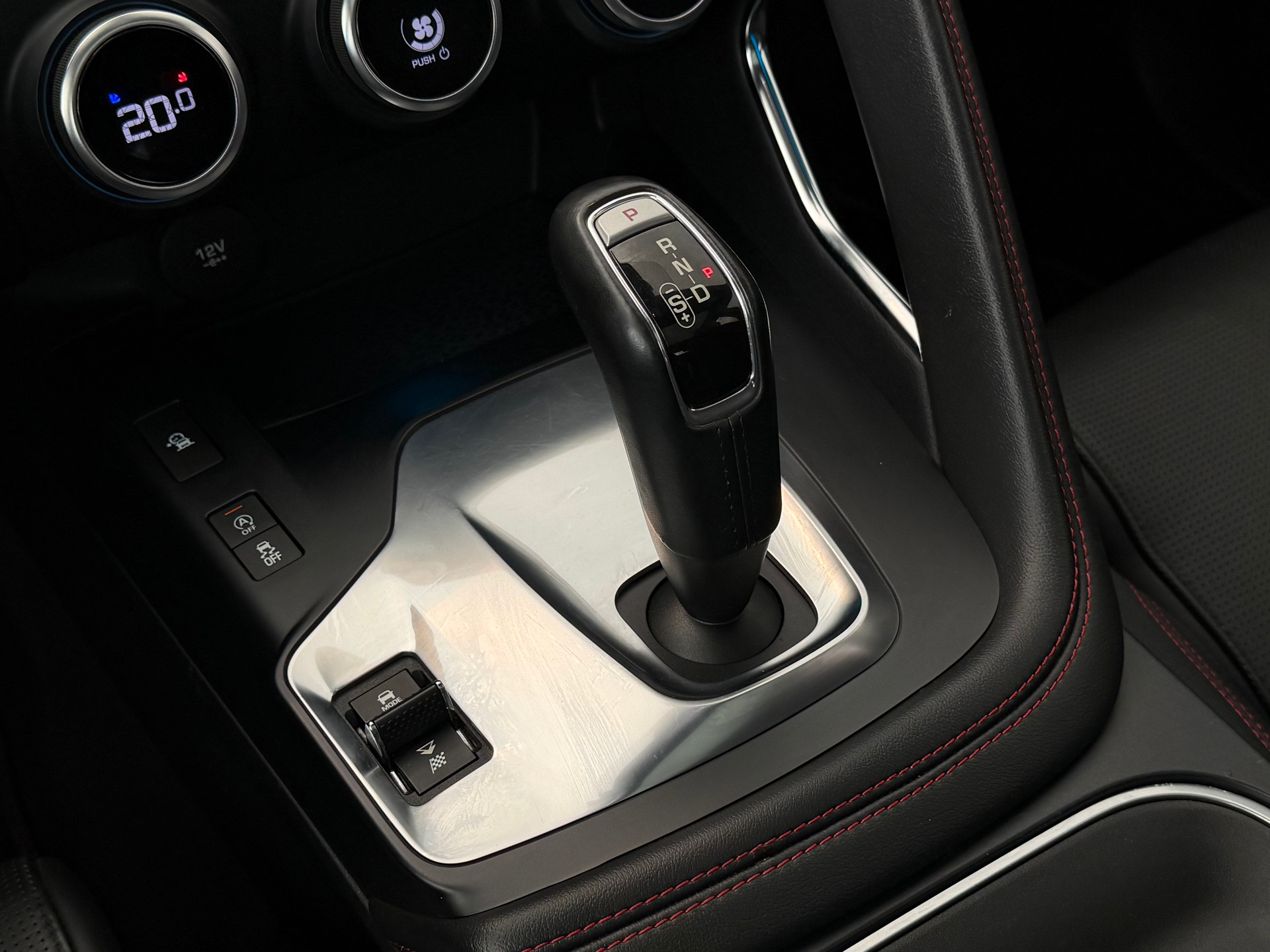JAGUAR E-Pace 2.0 P250 First Edition R-Dynamic SE AWD Automatik-image-16