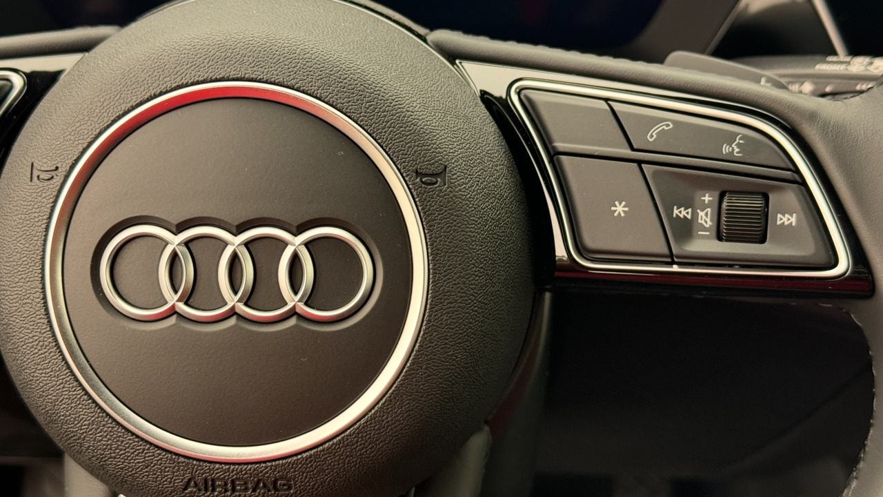 AUDI A3 Sportback TFSI 150 kW quattro S line S tronic-image-9