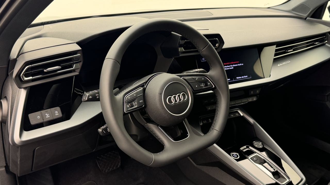 AUDI A3 Sportback TFSI 150 kW quattro S line S tronic-image-6