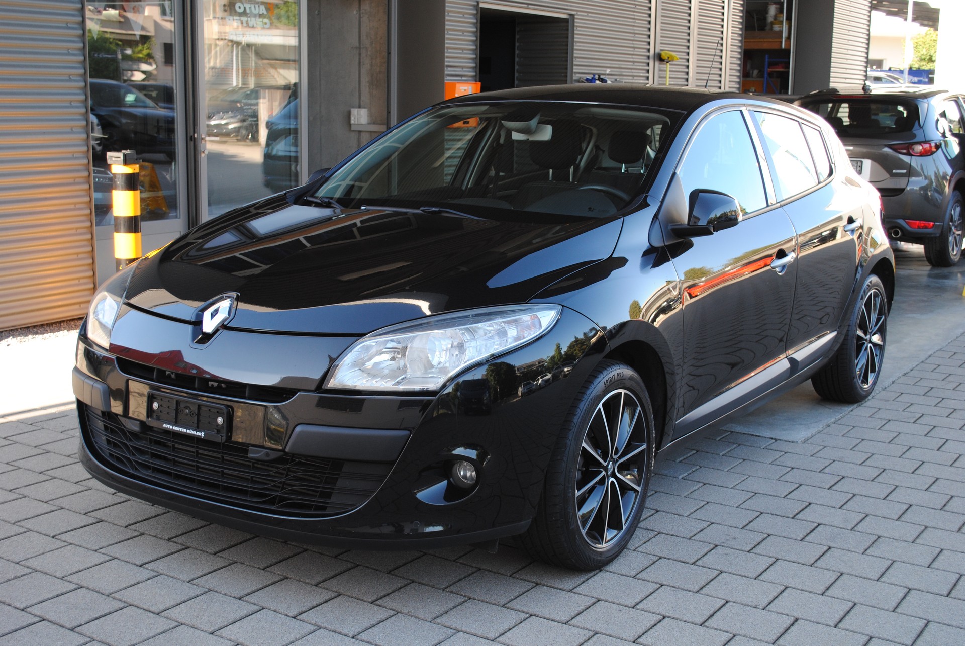 RENAULT Mégane 1.4 16V Turbo Expression-showroom-element-2