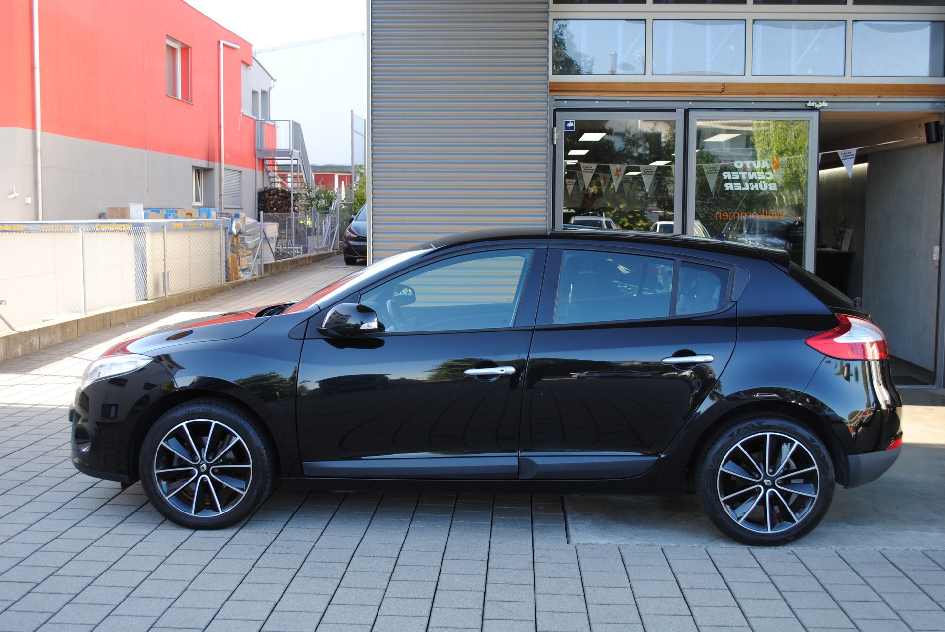 RENAULT Mégane 1.4 16V Turbo Expression-image-4