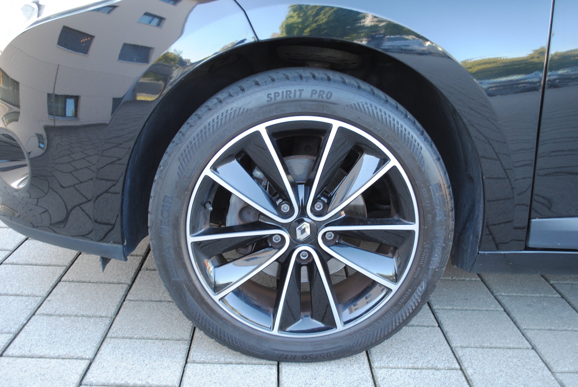 RENAULT Mégane 1.4 16V Turbo Expression-image-8