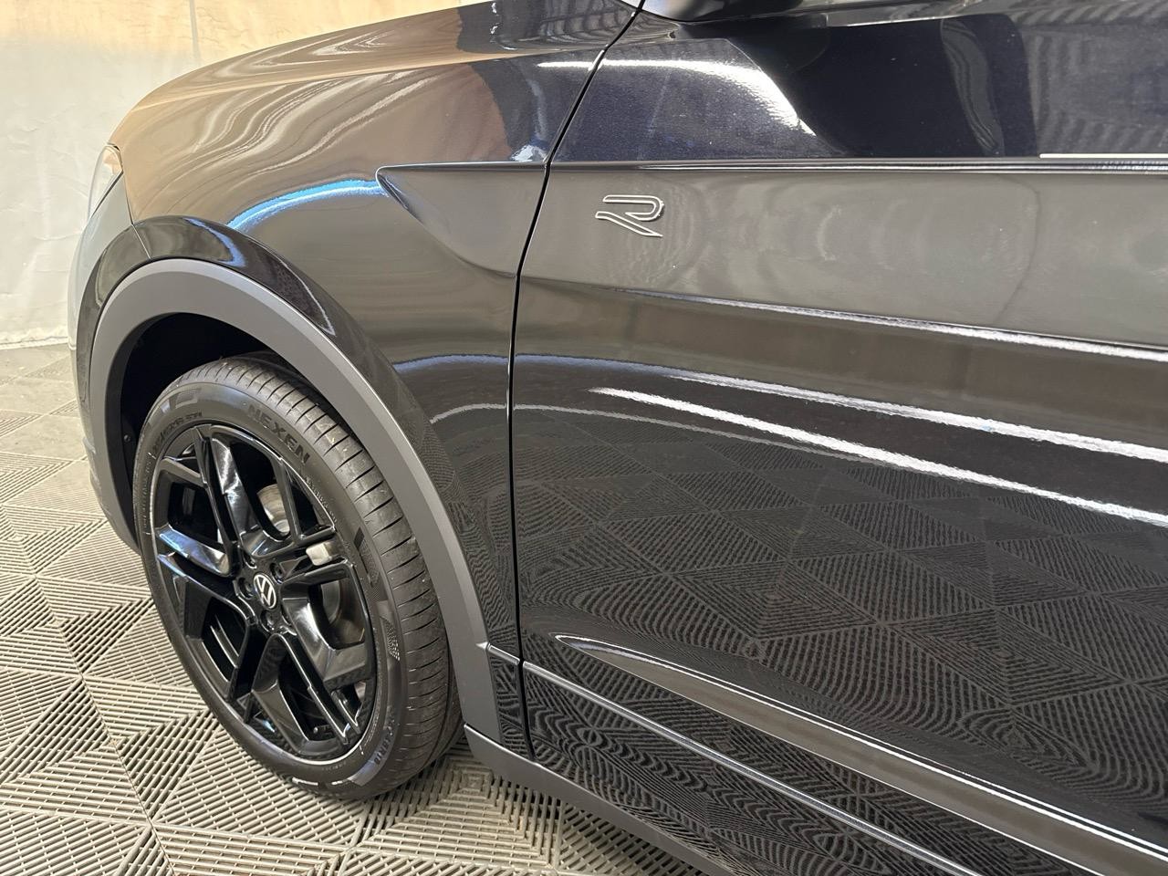 VW T-Cross 1.0TSI R-Line Black Limited 115-image-14