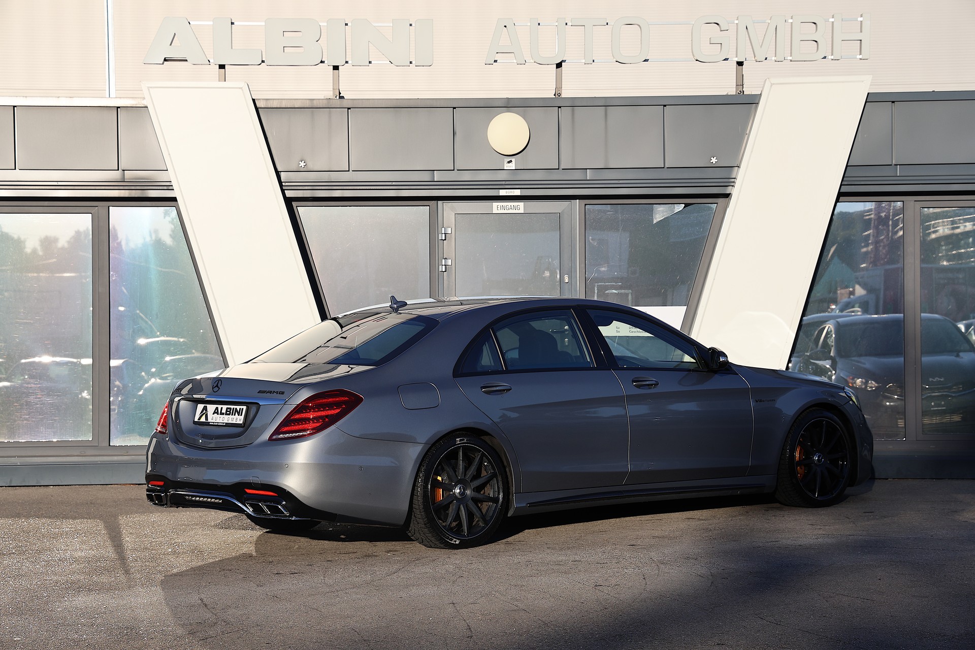 MERCEDES-BENZ S 63 V8 AMG 4matic lang *DESIGNO Sonderlackierung* *VOLLAUSSTATTUNG* *KERAMIK* *CARBON*-image-2