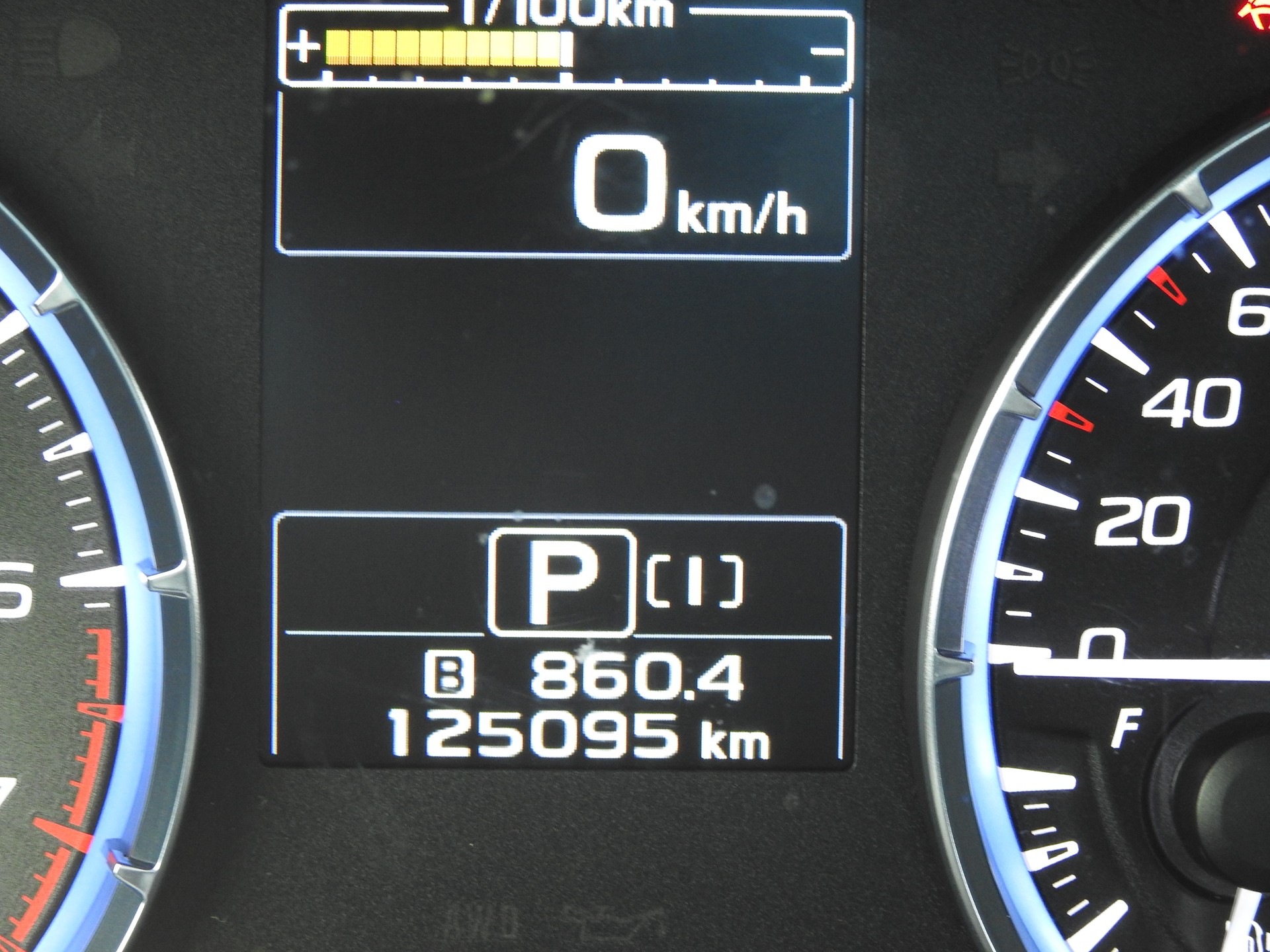 SUBARU Levorg 1.6DIT Advantage AWD Lineartronic-image-24