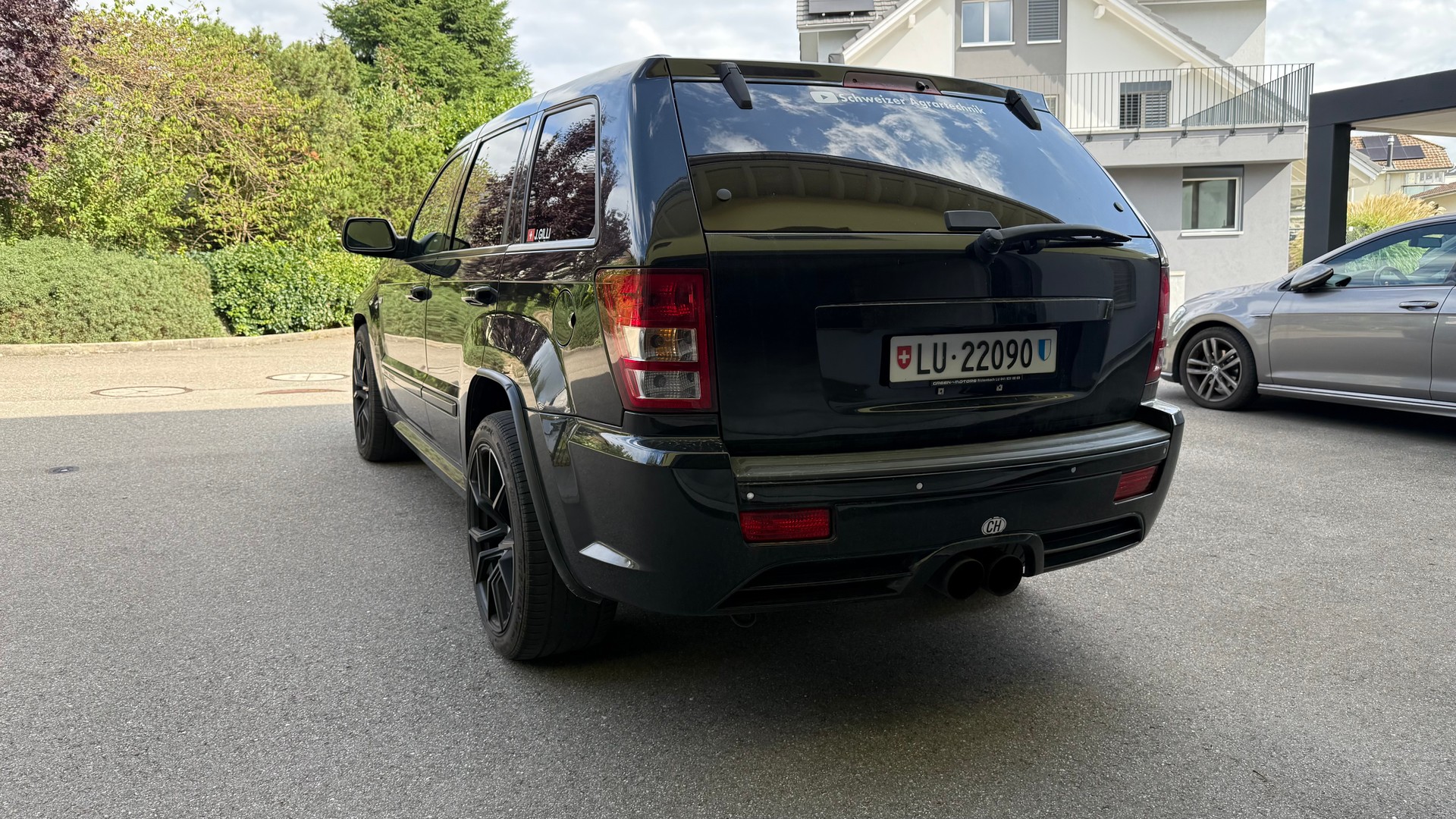 JEEP 6.1 V8 SRT8-image-1
