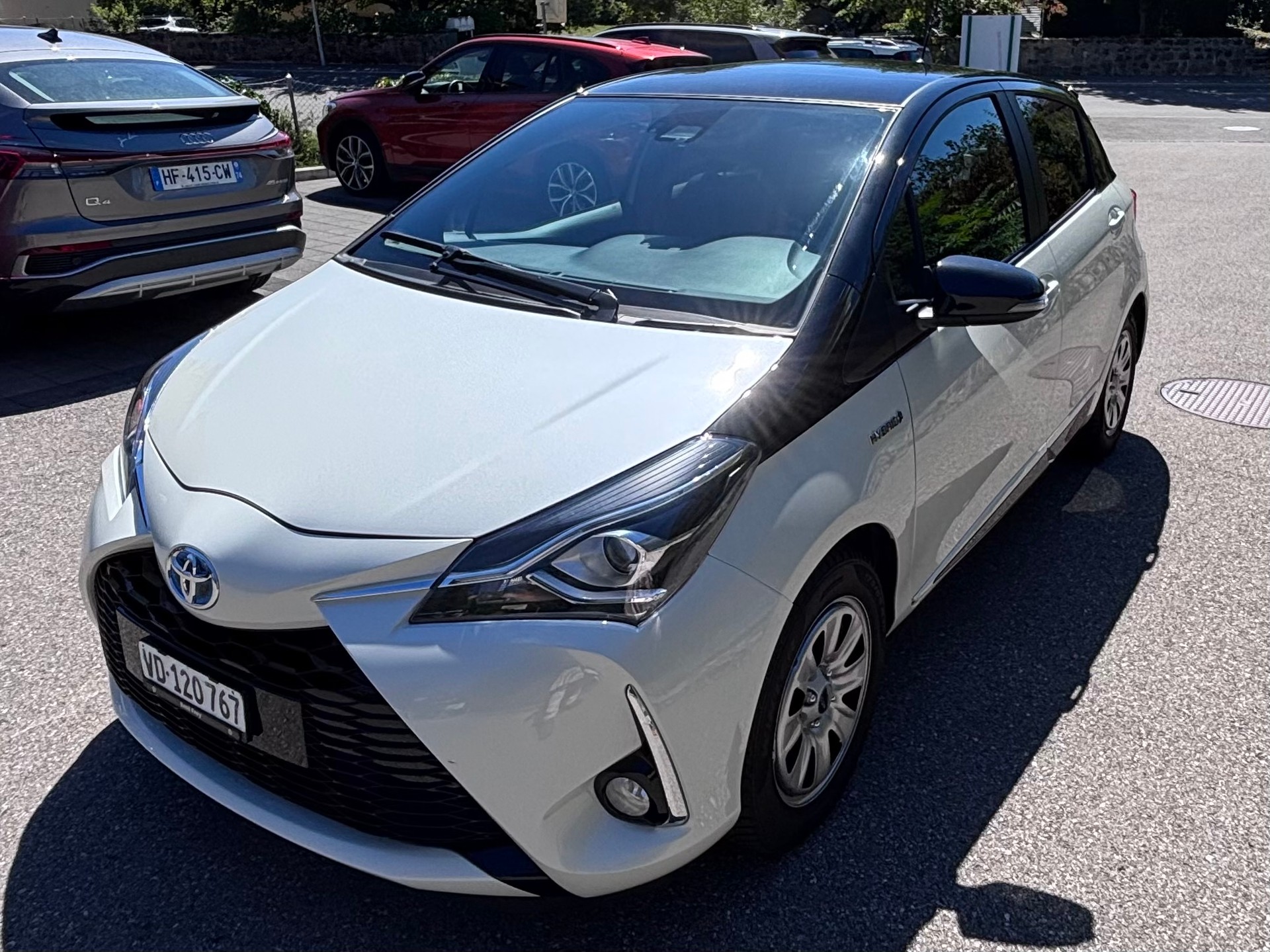 TOYOTA 1.5 VVT-i HSD Premium-image-0
