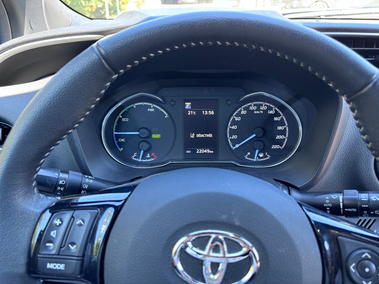 TOYOTA 1.5 VVT-i HSD Premium-image-5