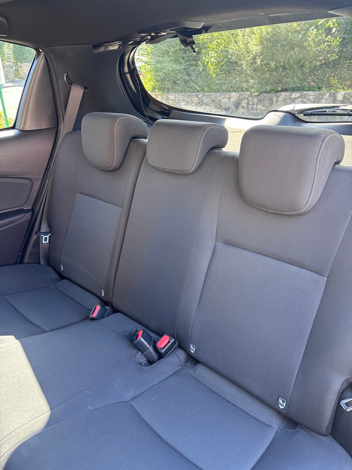 TOYOTA 1.5 VVT-i HSD Premium-image-7