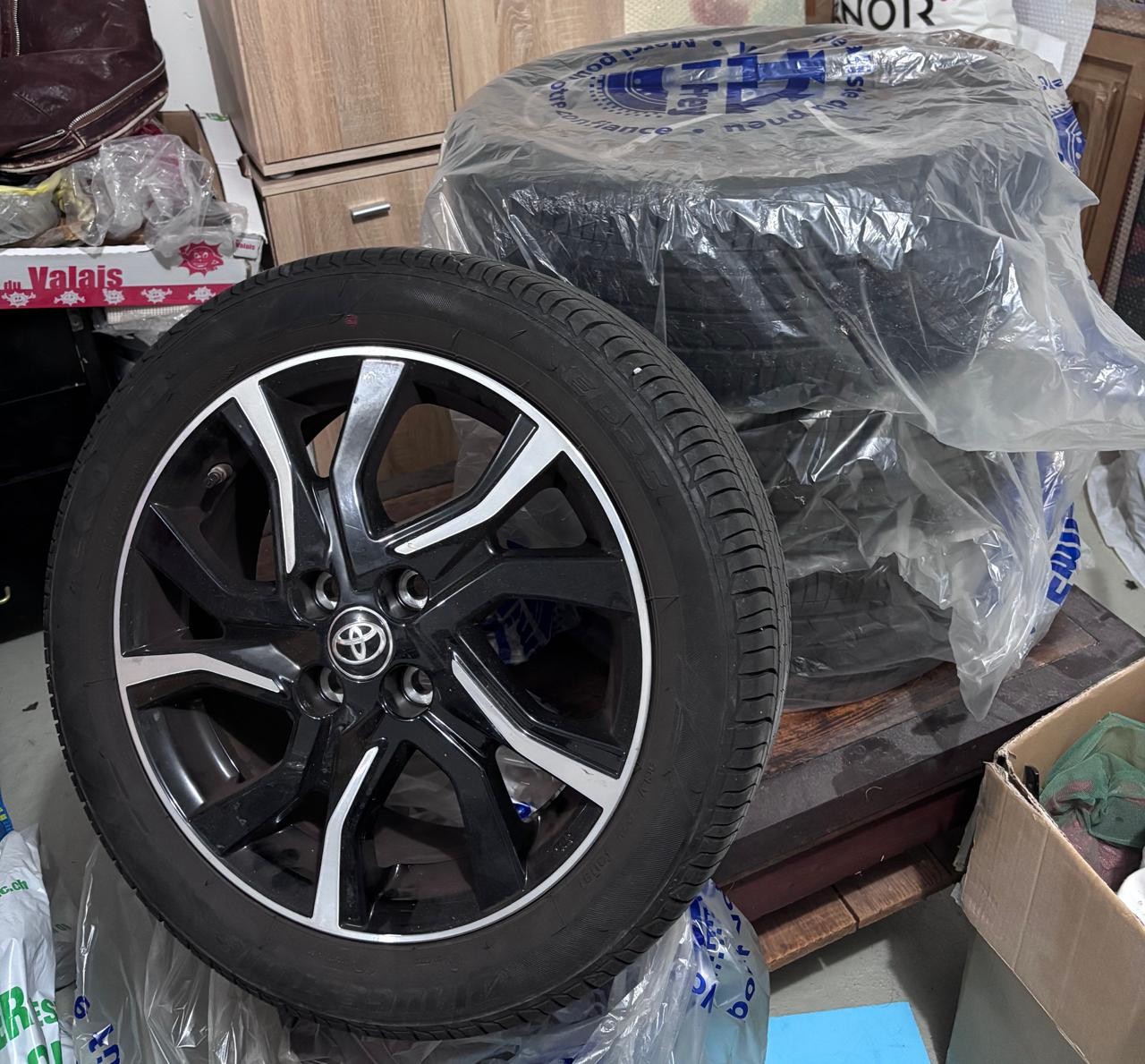 TOYOTA 1.5 VVT-i HSD Premium-image-9