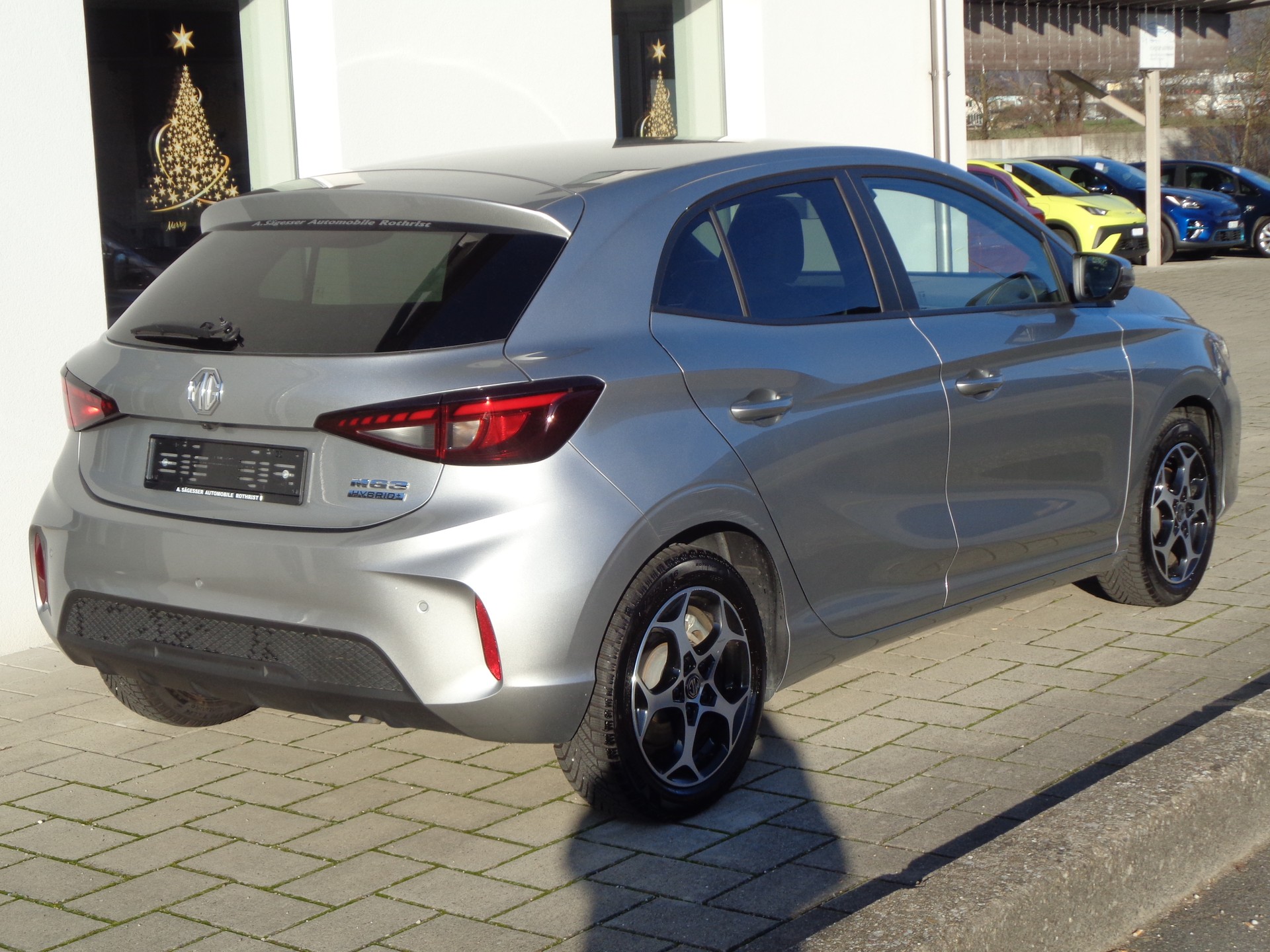 MG 3 1.5 Hybrid Luxury Aut.-image-1