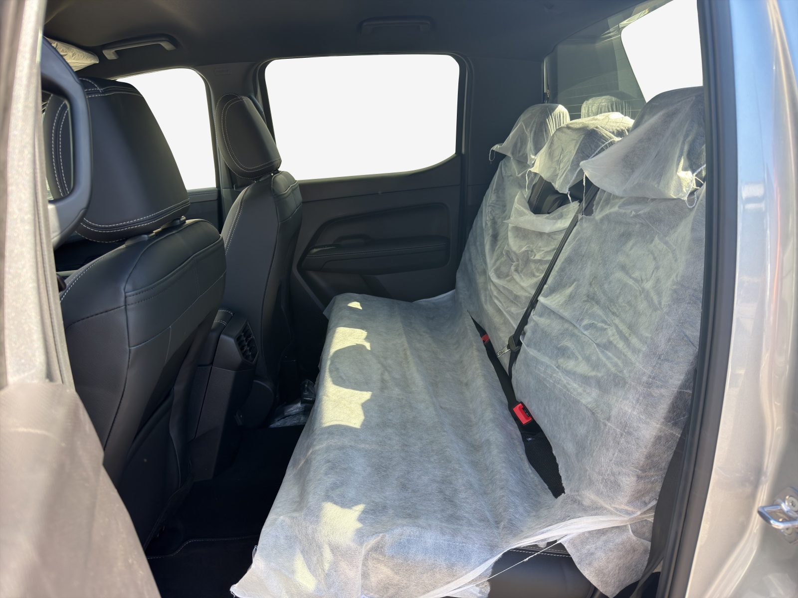 VW Amarok 3.0TDI Aventura Winter 2-image-8