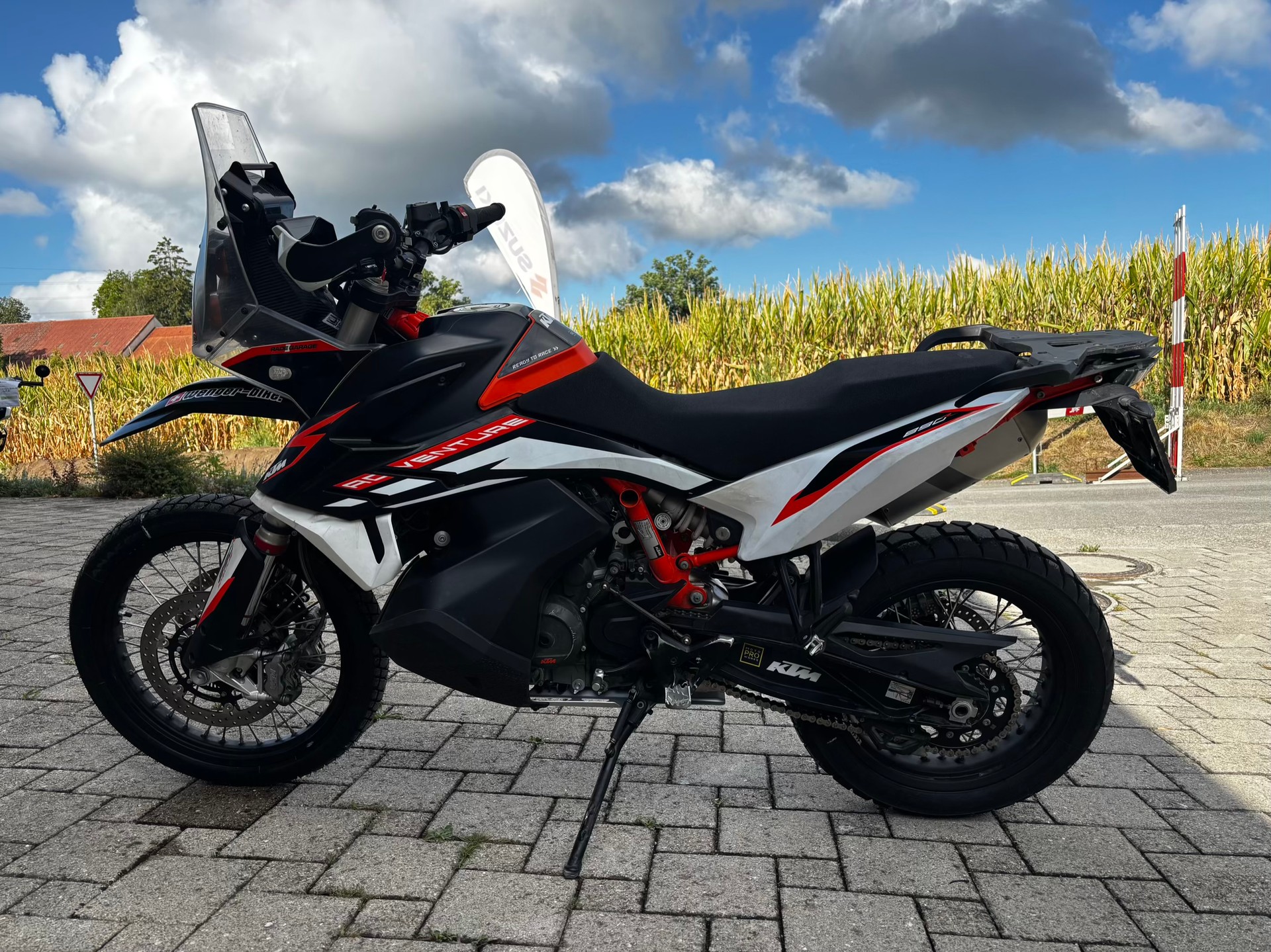 KTM 890 Adventure R-image-1