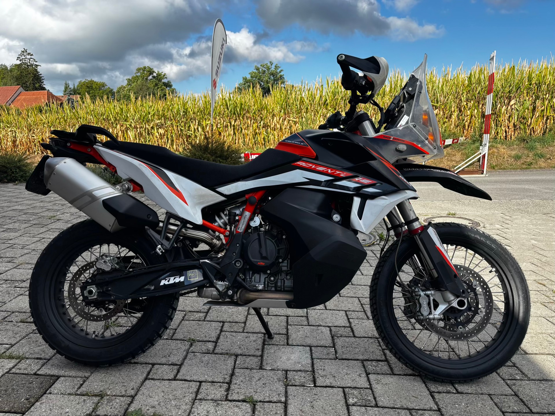 KTM 890 Adventure R