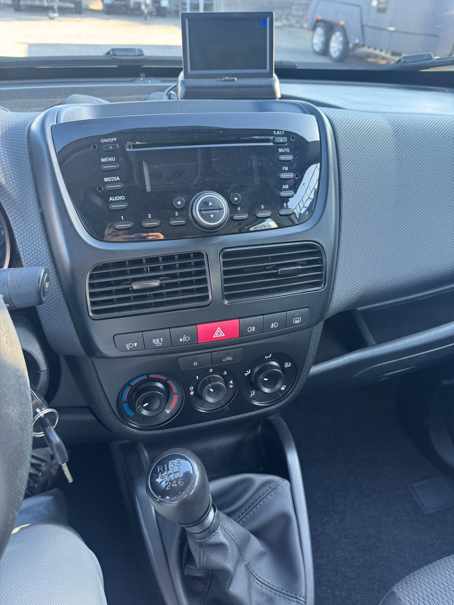 FIAT Doblò2.0 Multijet Kombi Swiss XL-image-7