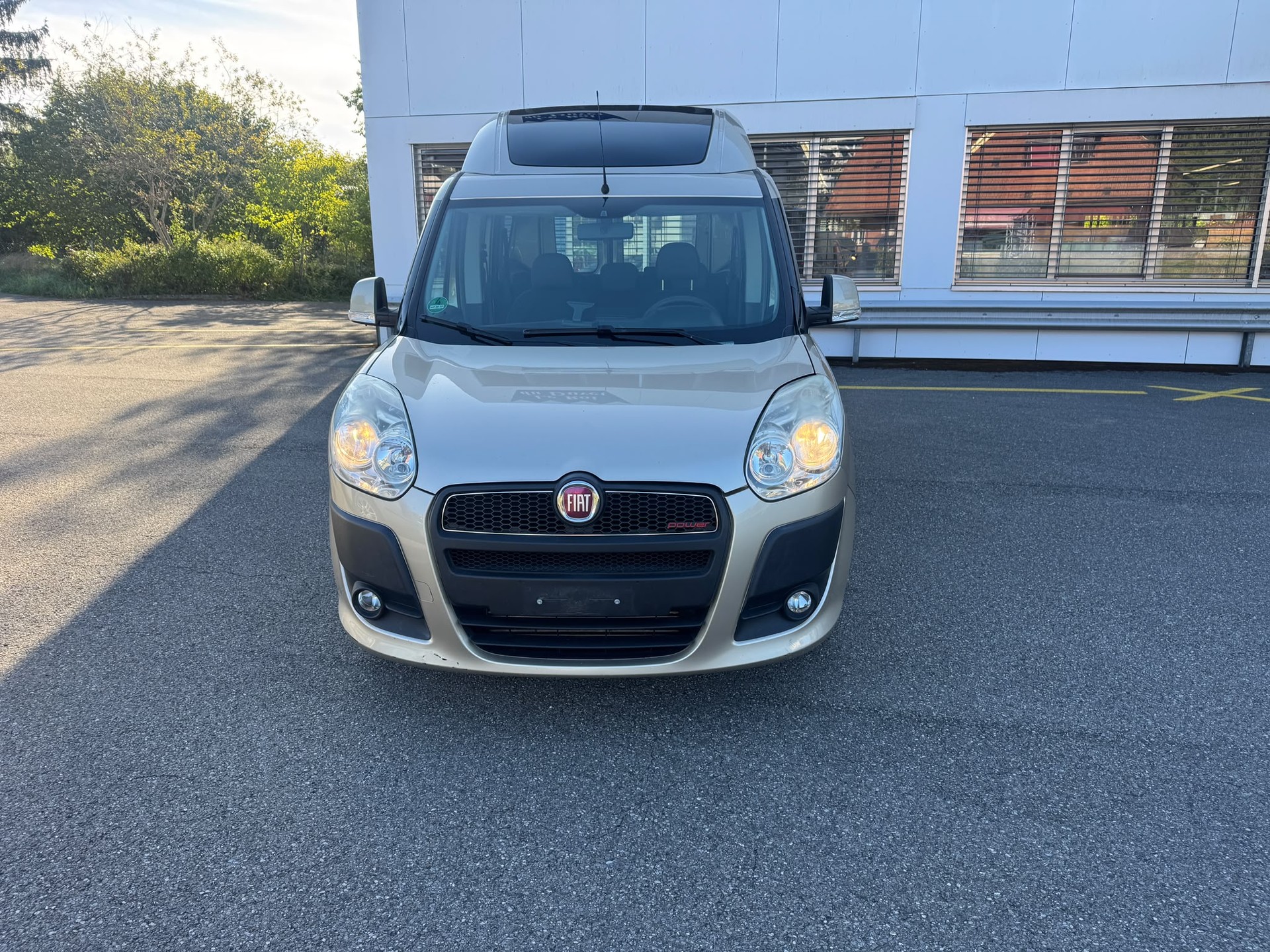 FIAT Doblò2.0 Multijet Kombi Swiss XL-image-1