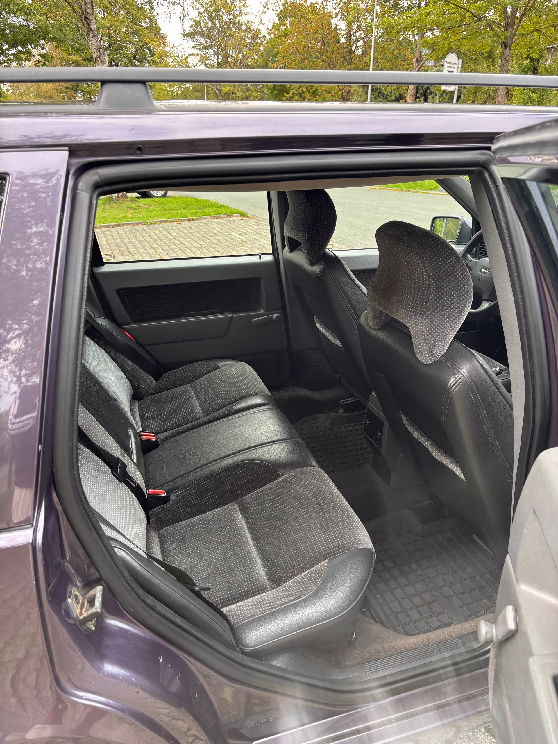 VOLVO Volvo 850 2.5-image-5
