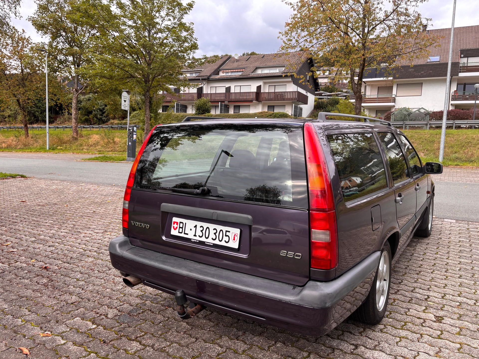 VOLVO Volvo 850 2.5-image-3