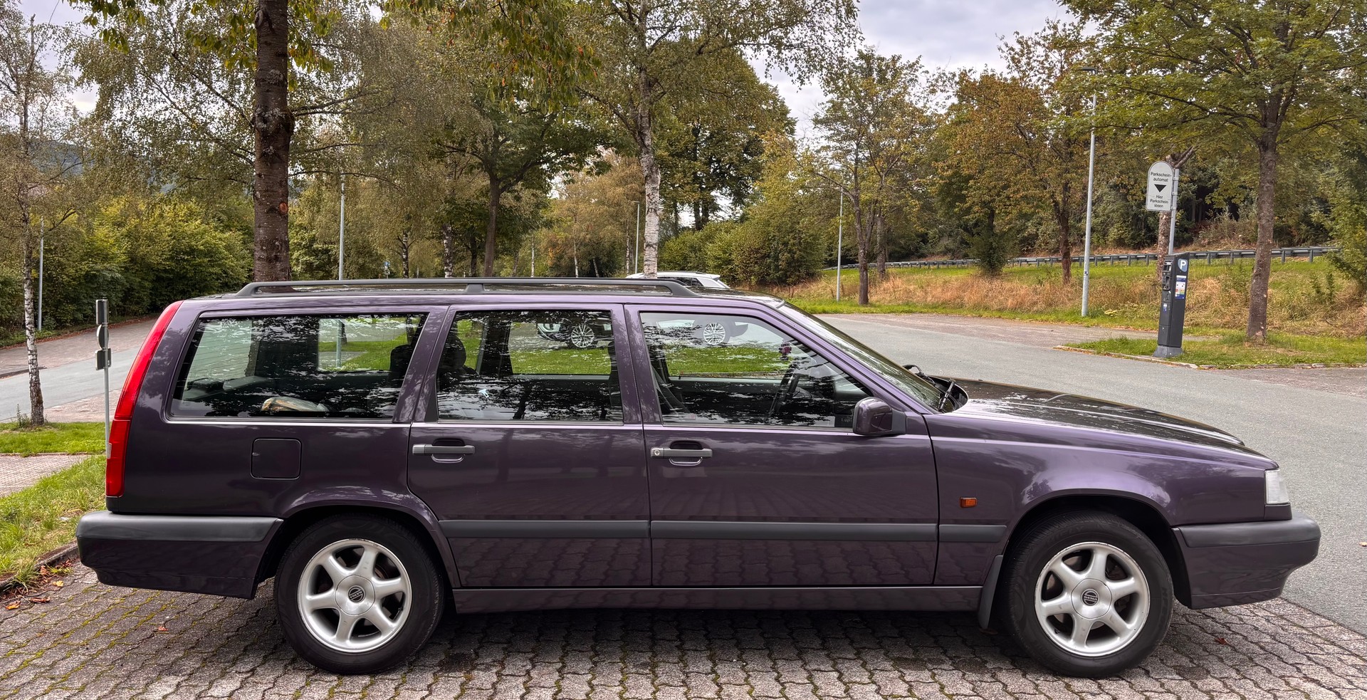 VOLVO Volvo 850 2.5-image-2