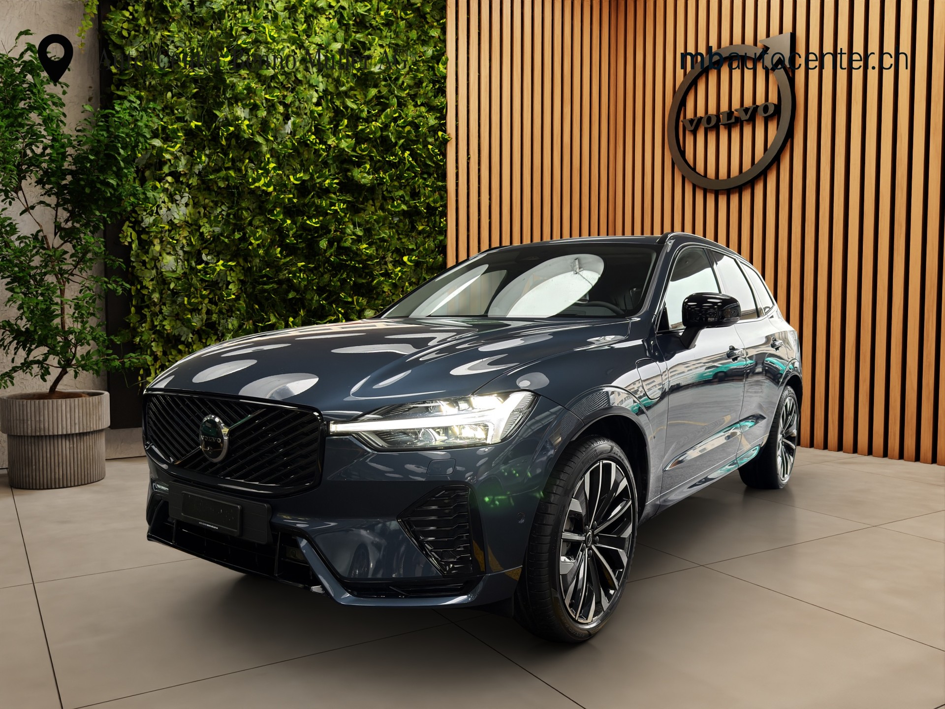 VOLVO XC60 2.0 T8 TE Ultra Dark eAWD-image-0