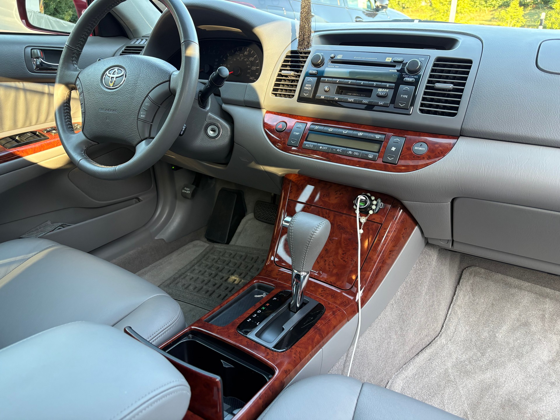 TOYOTA Camry XV35 XLE V6 3.0-image-9