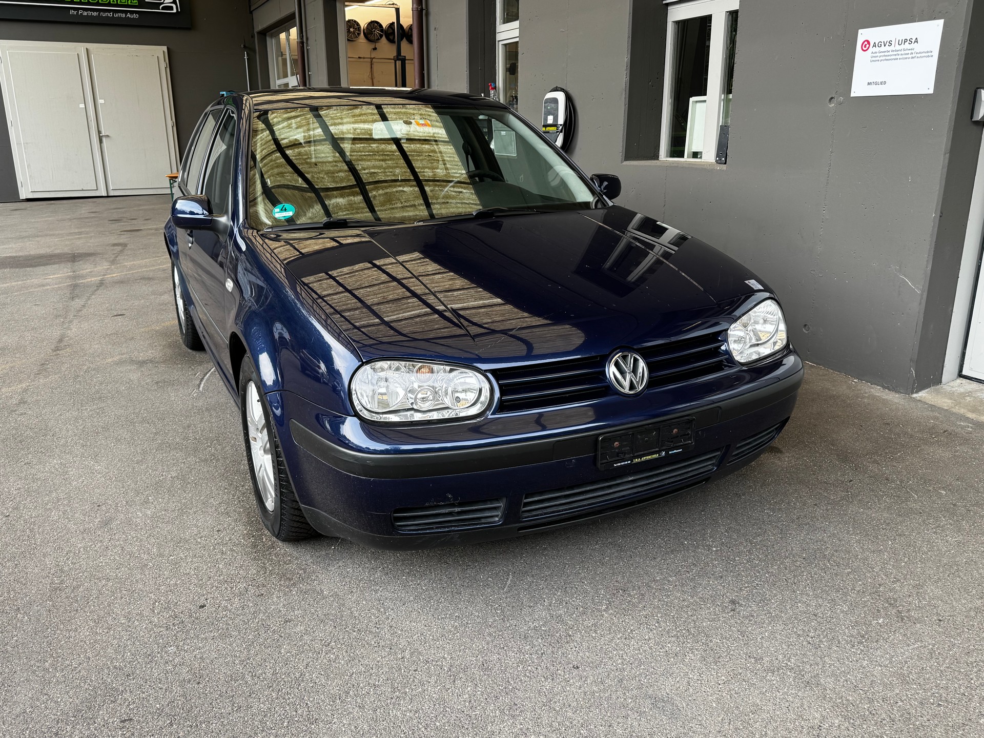 VW VW Golf Automat-image-1