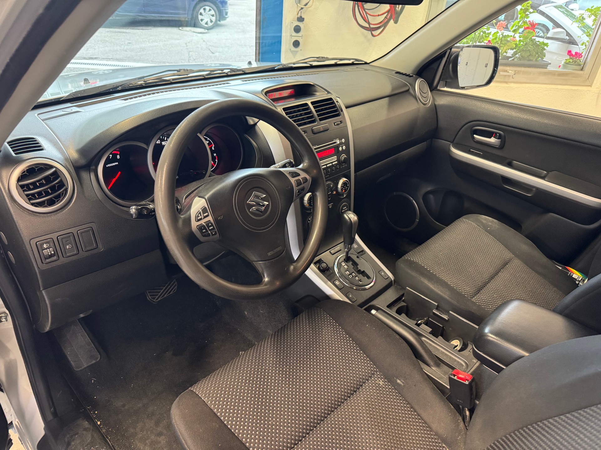 SUZUKI Grand Vitara 2.0 16V Top Limited Edition Automatic-image-7