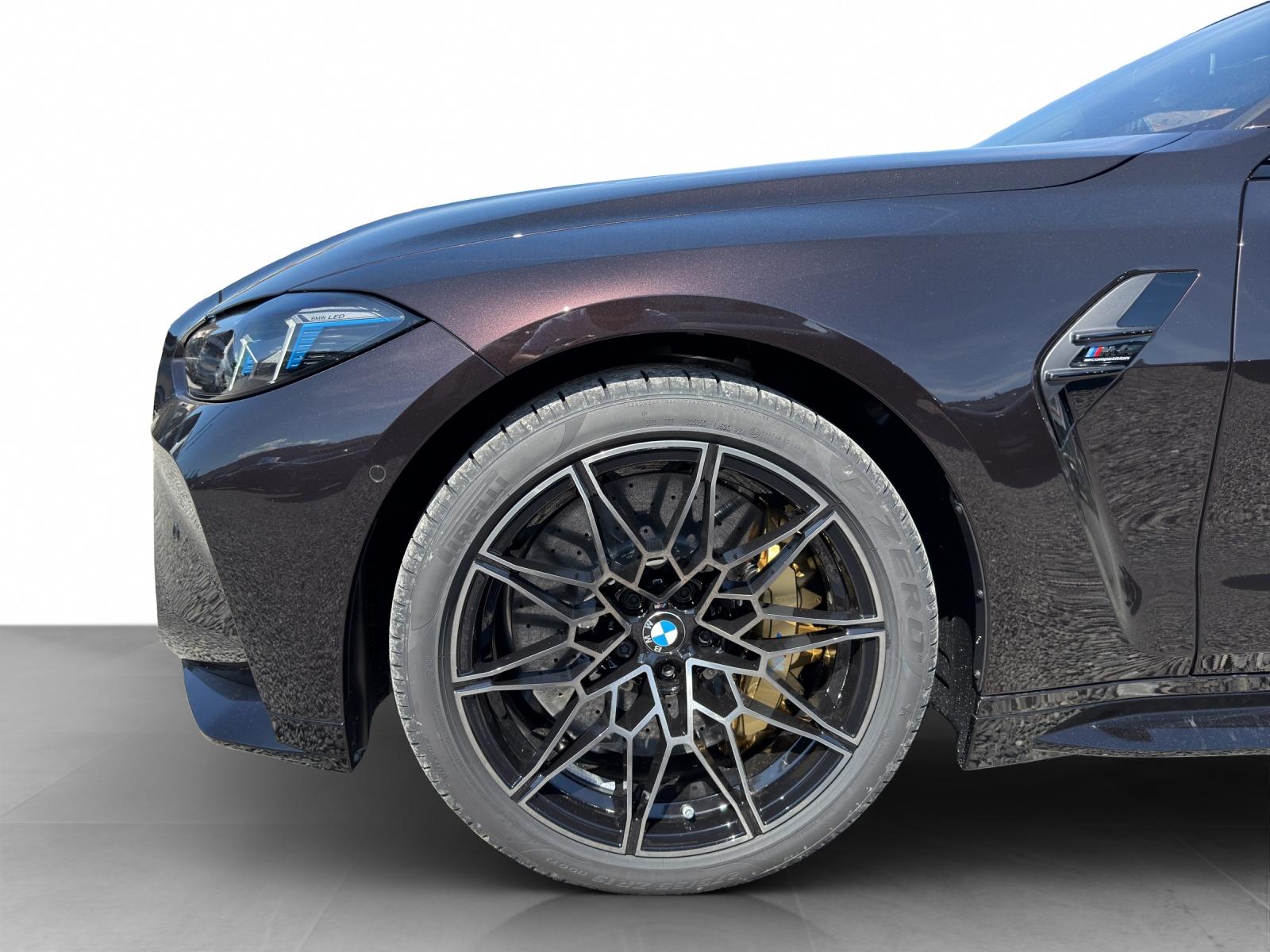 BMW M4 Competition M xDrive Cabrio-image-24