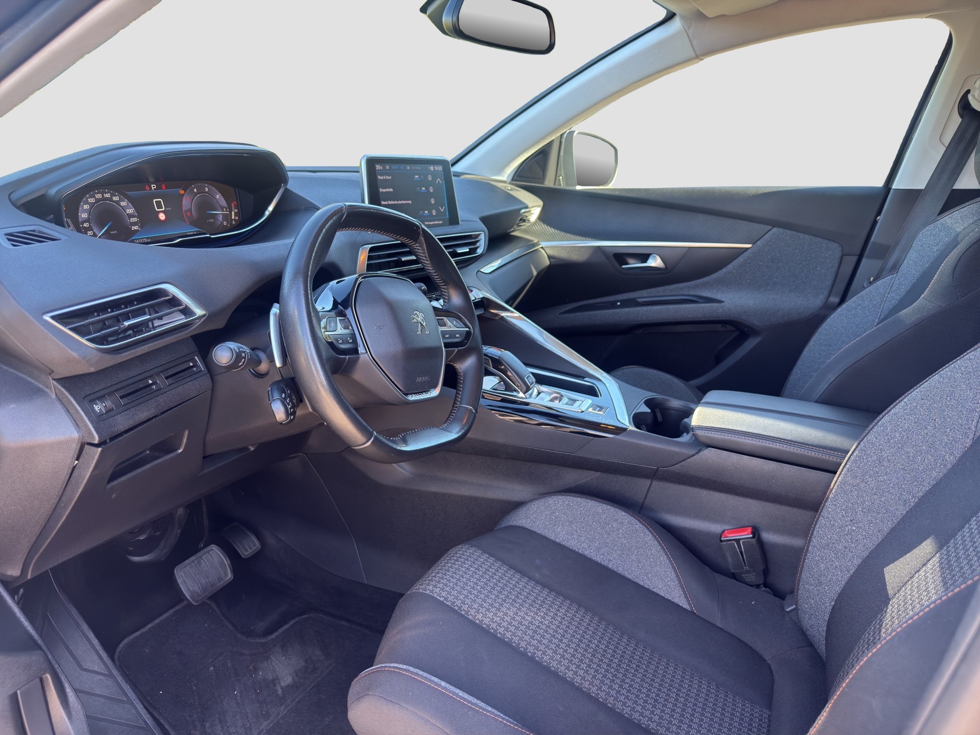 PEUGEOT 5008 1.5 BlueHDi GT Line EAT ** Frisch ab MFK und Service ** Anhängerkupplung **-image-8