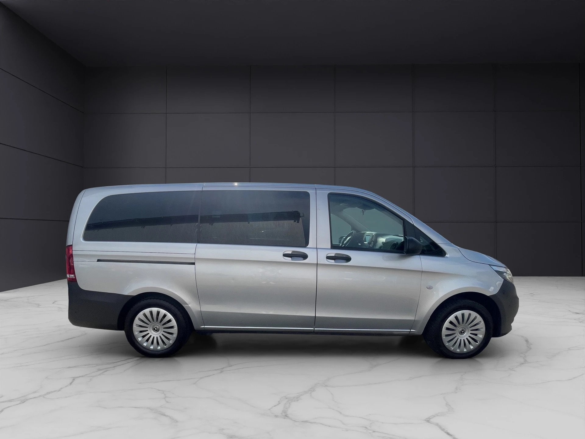 MERCEDES-BENZ Vito 119 CDI Lang Pro Tourer 4Matic9G-Tronic-image-3