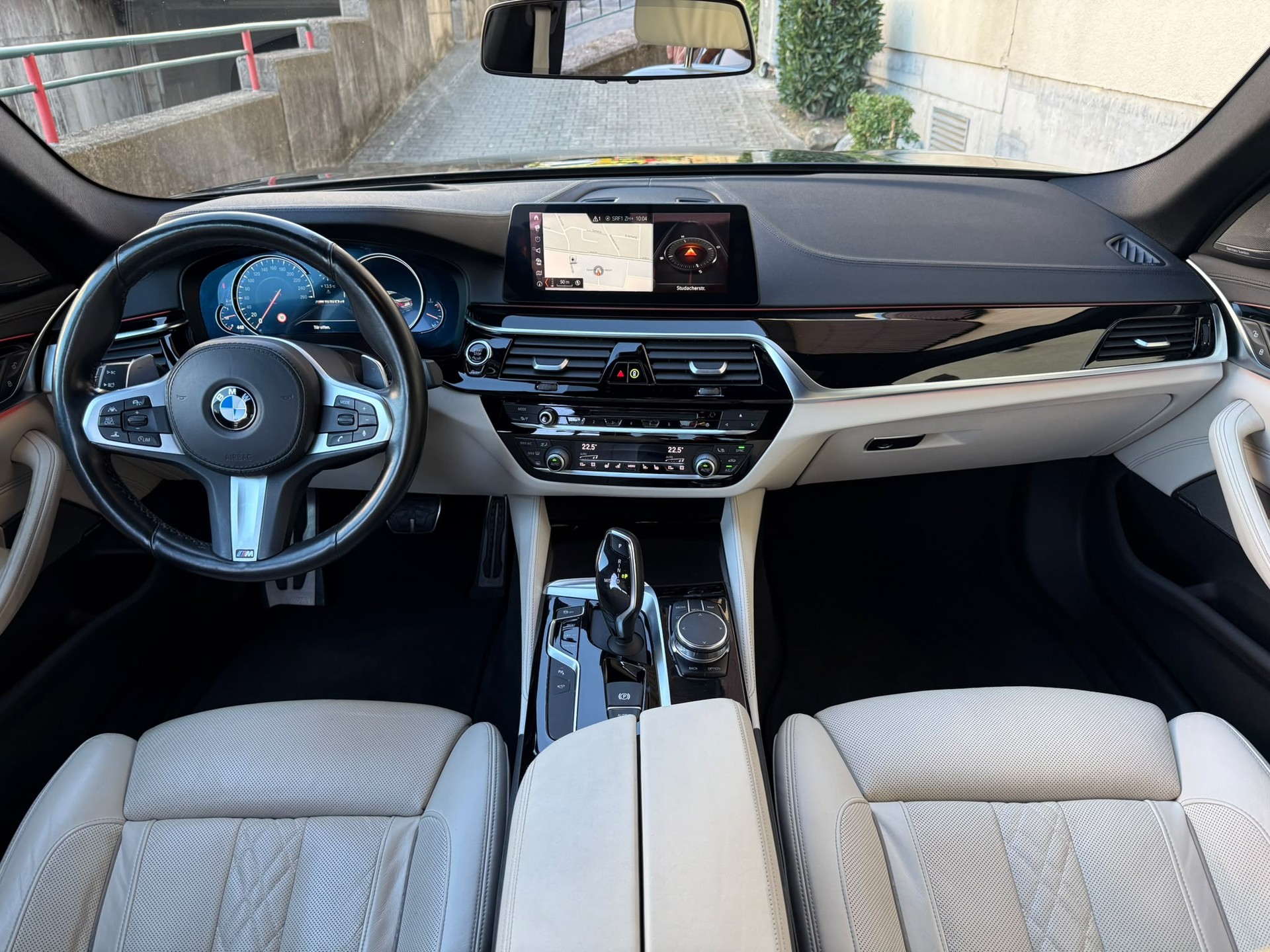 BMW M550d xDrive Steptronic-image-9