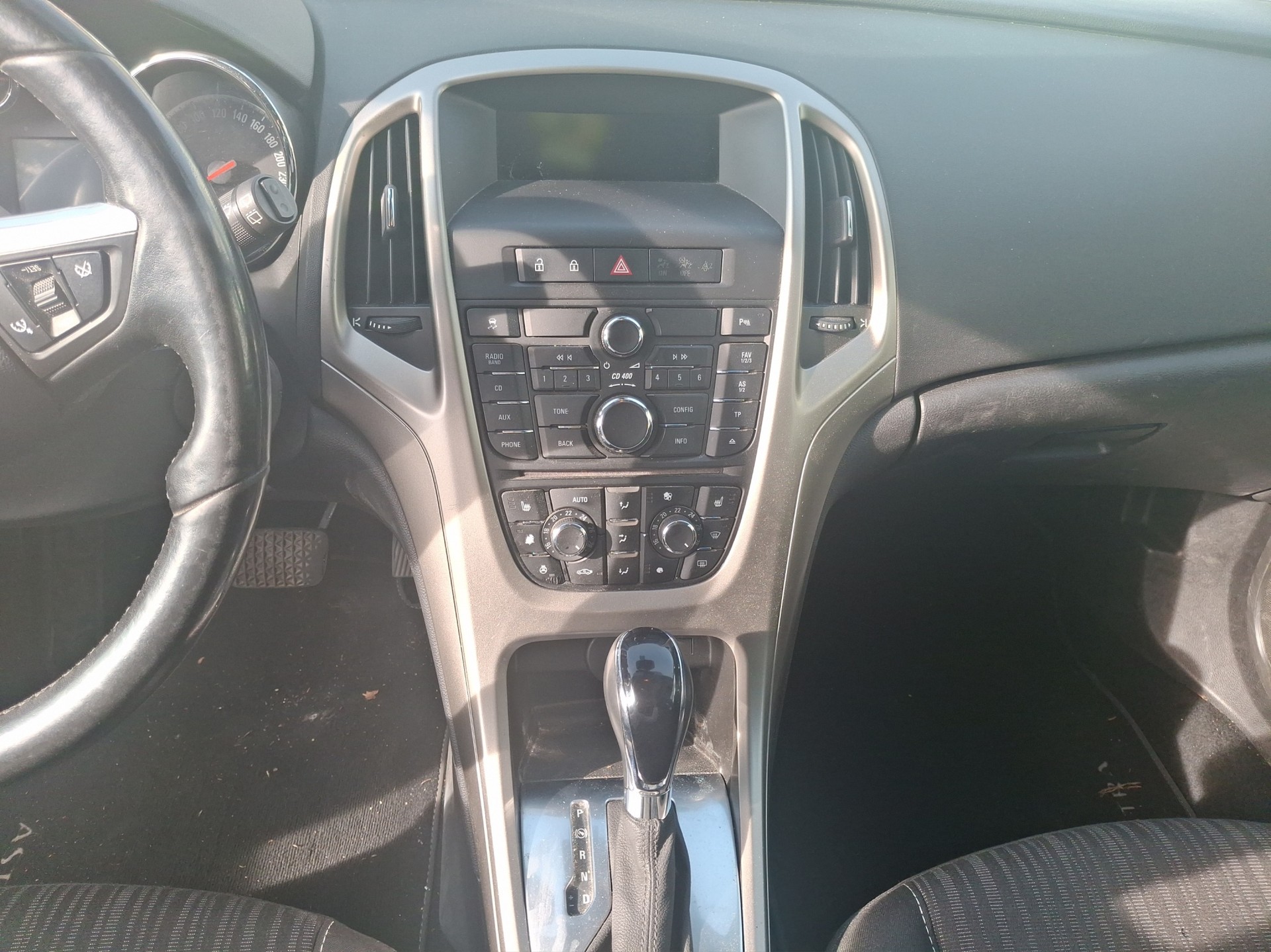 OPEL Astra SportsTourer 1.6i 16V Automatic-image-8