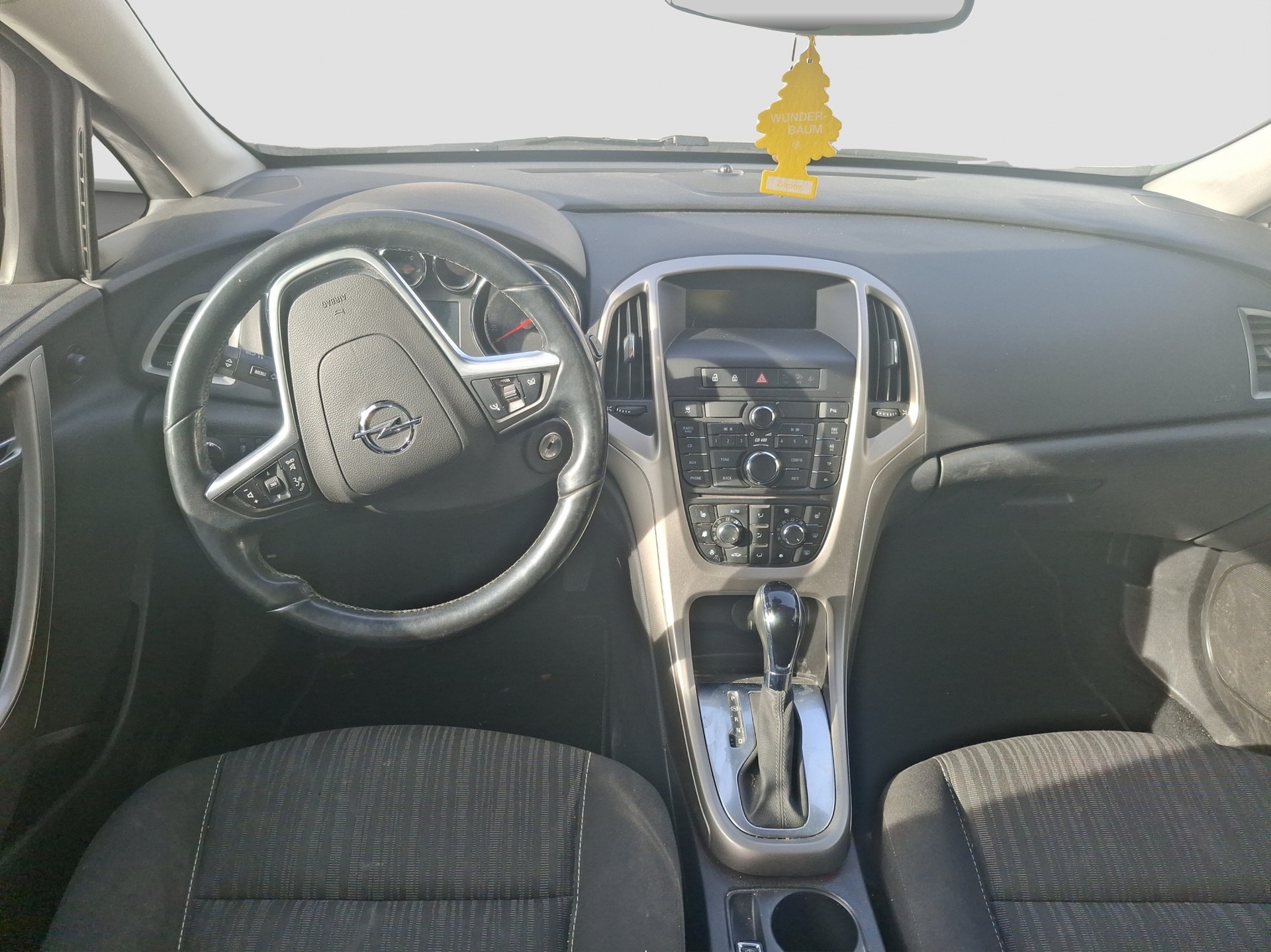 OPEL Astra SportsTourer 1.6i 16V Automatic-image-7