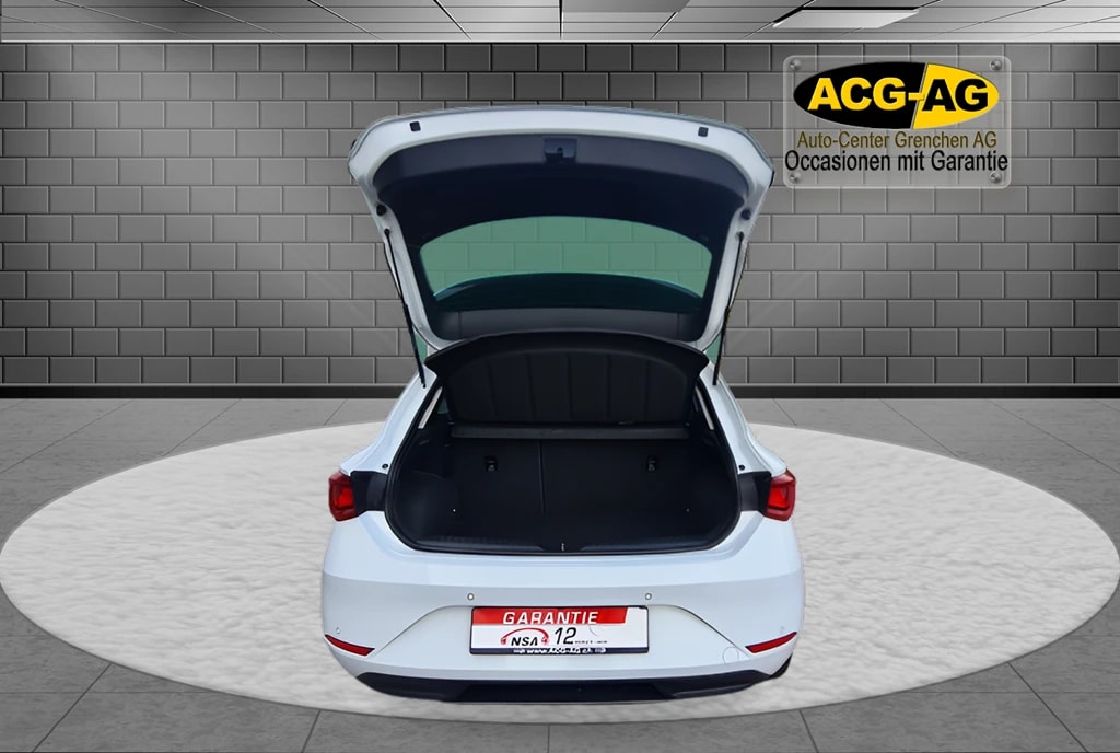 SEAT Leon 1.5 Eco TSI Style ** 130 PS ** Navigationssystem ** PDC Hinten ** Tempomat ** Abstandsregelsysteme ** Ab Service **-image-5