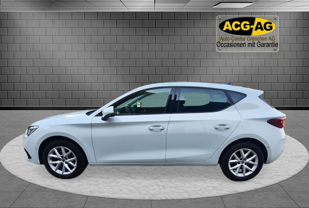 SEAT Leon 1.5 Eco TSI Style ** 130 PS ** Navigationssystem ** PDC Hinten ** Tempomat ** Abstandsregelsysteme ** Ab Service **-image-2