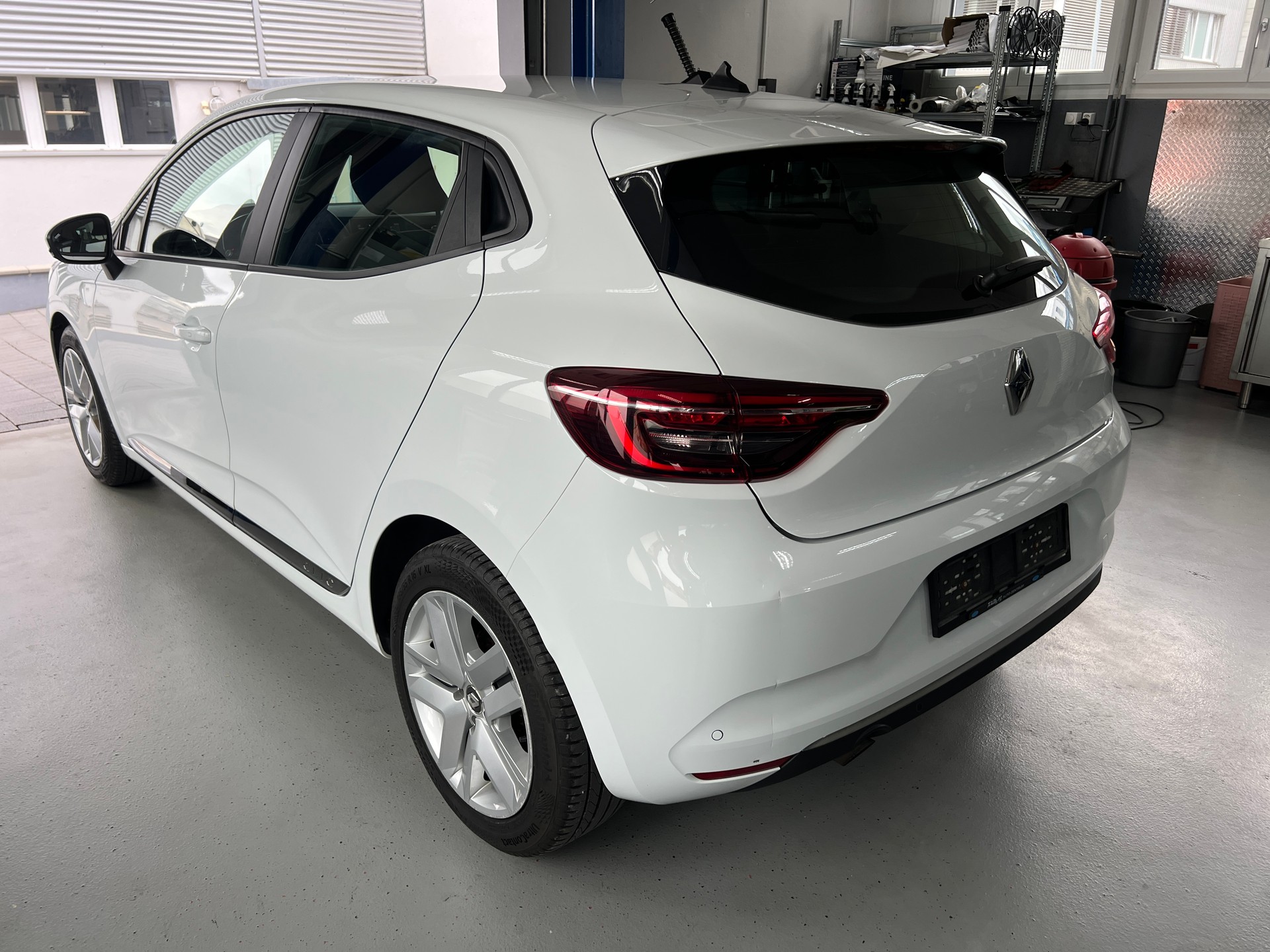 RENAULT Clio 1.0 Intens-image-2