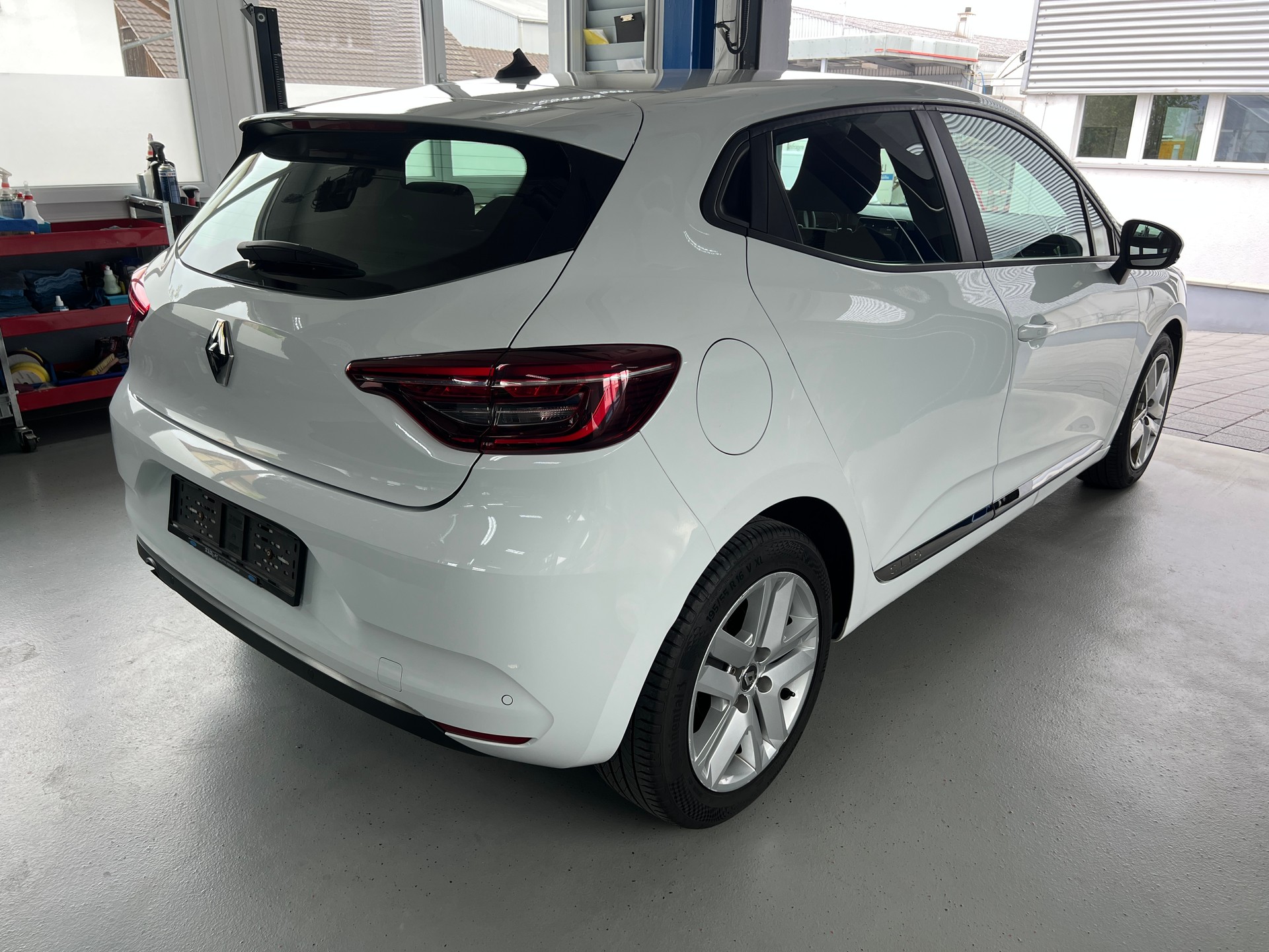 RENAULT Clio 1.0 Intens-image-3