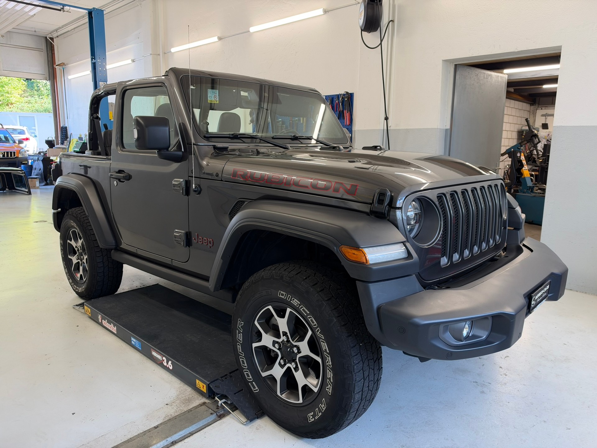 JEEP Wrangler 2.2MJ Rubicon Automatic-image-9
