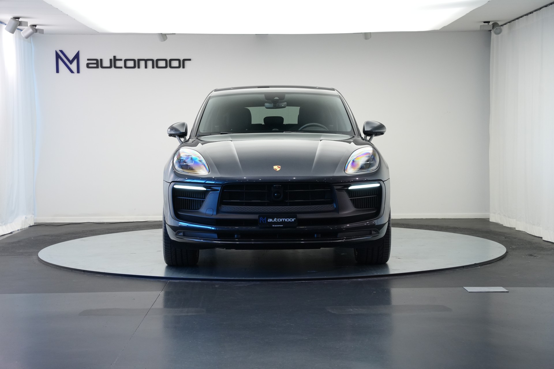 PORSCHE Macan GTS PDK *CH-Fahrzeug* *Panorama*-image-1