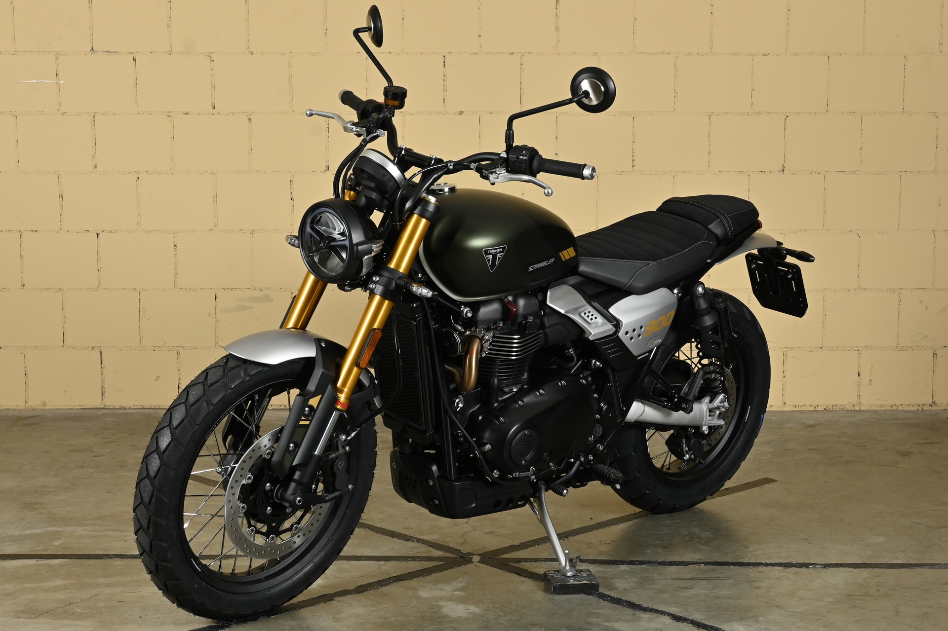 TRIUMPH Scrambler 900-showroom-element-2
